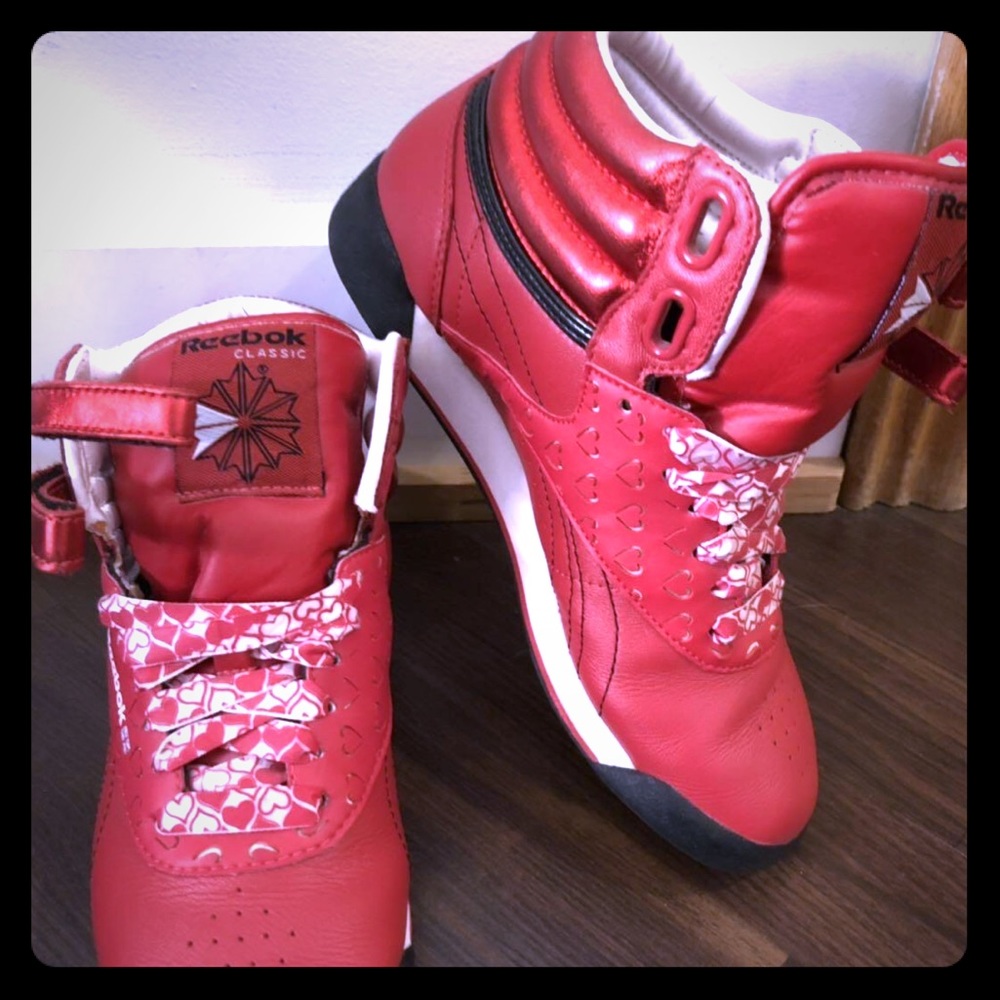 Reebok high top red